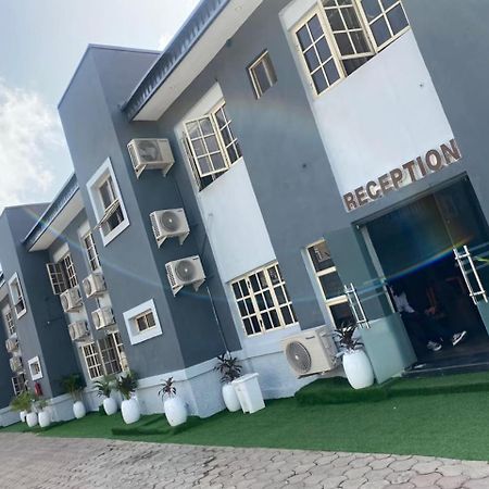Presken Hotel @Villa Ікеджа Екстер'єр фото