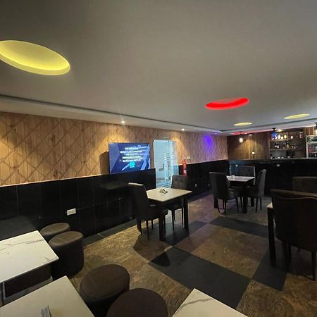 Presken Hotel @Villa Ікеджа Екстер'єр фото