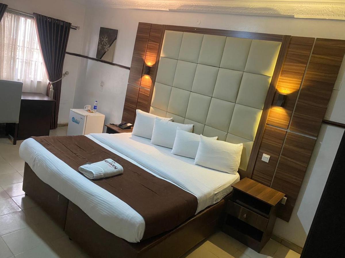 Presken Hotel @Villa Ікеджа Екстер'єр фото