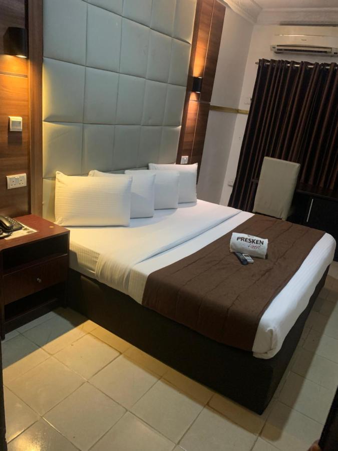 Presken Hotel @Villa Ікеджа Екстер'єр фото