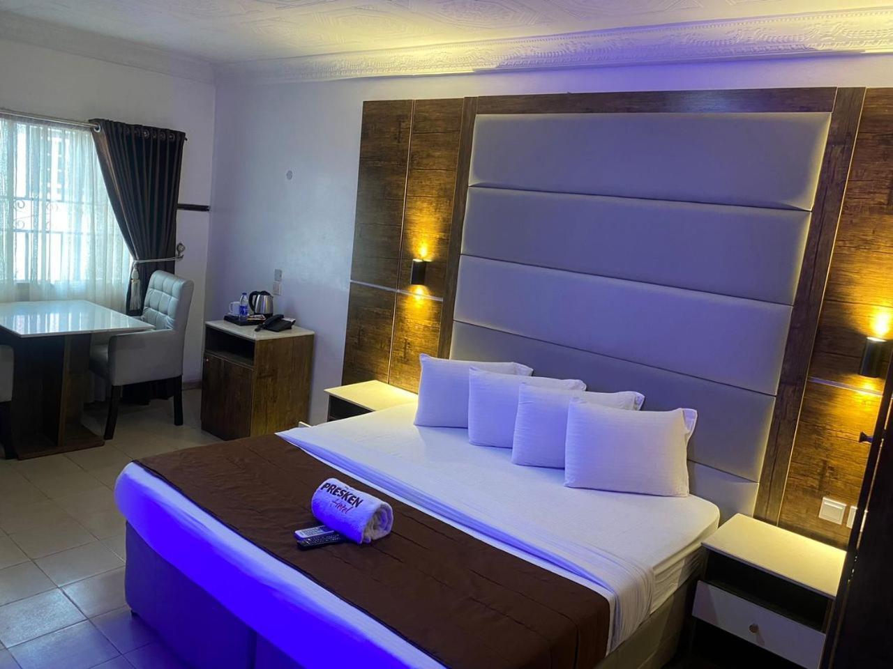 Presken Hotel @Villa Ікеджа Екстер'єр фото