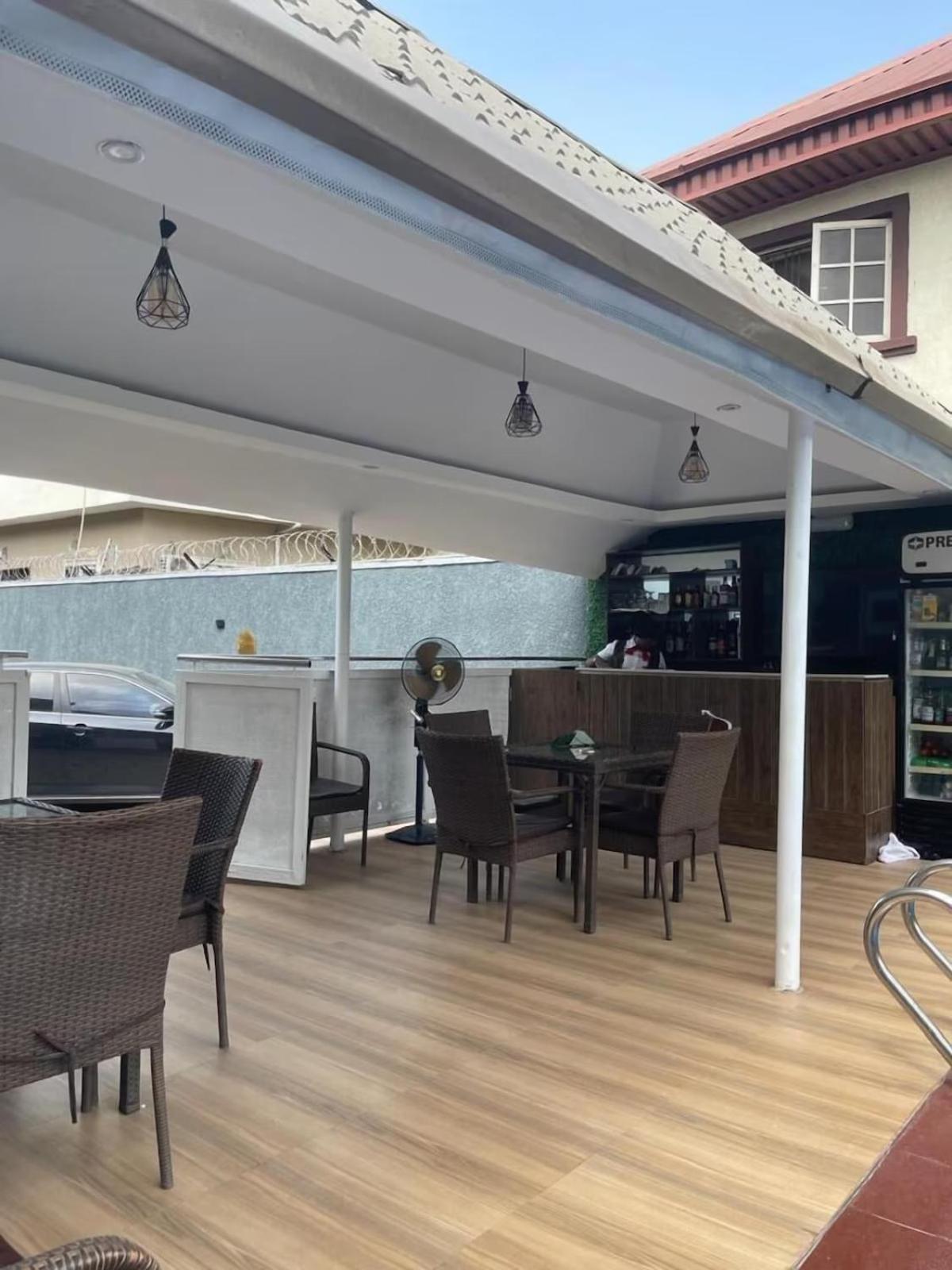 Presken Hotel @Villa Ікеджа Екстер'єр фото
