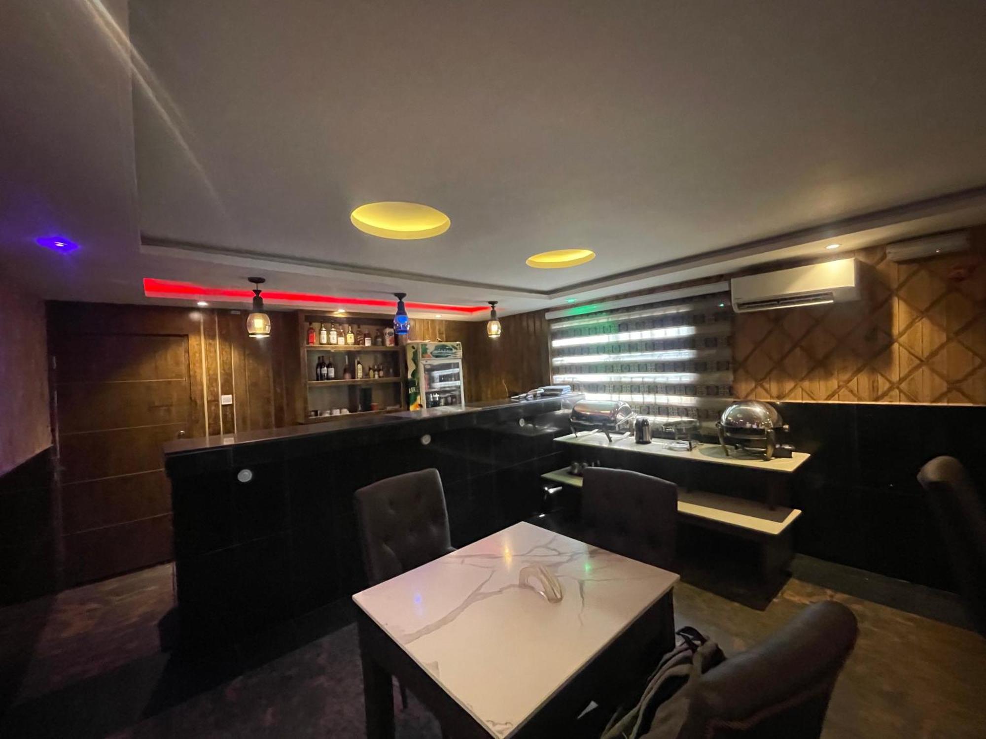 Presken Hotel @Villa Ікеджа Екстер'єр фото